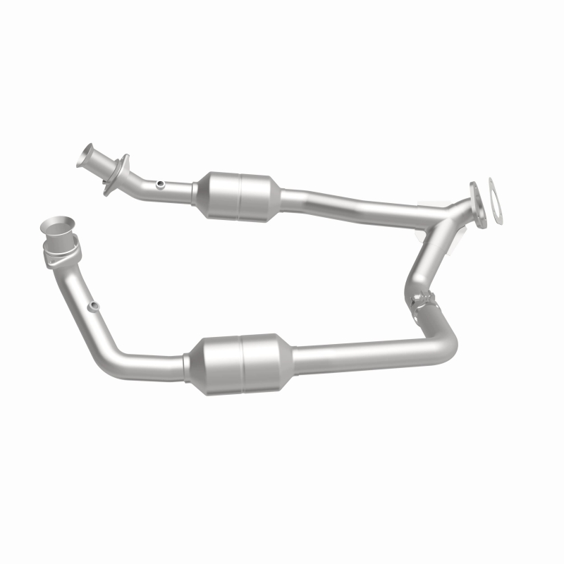 Ford E-250 Catalytic Converter - Magnaflow - California CARB Compliant Direct-Fit - 2003