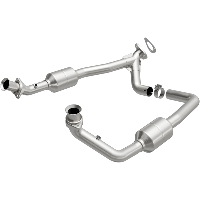 Ford E-350 Super Duty Catalytic Converter - Magnaflow - California CARB Compliant Direct-Fit - 2003