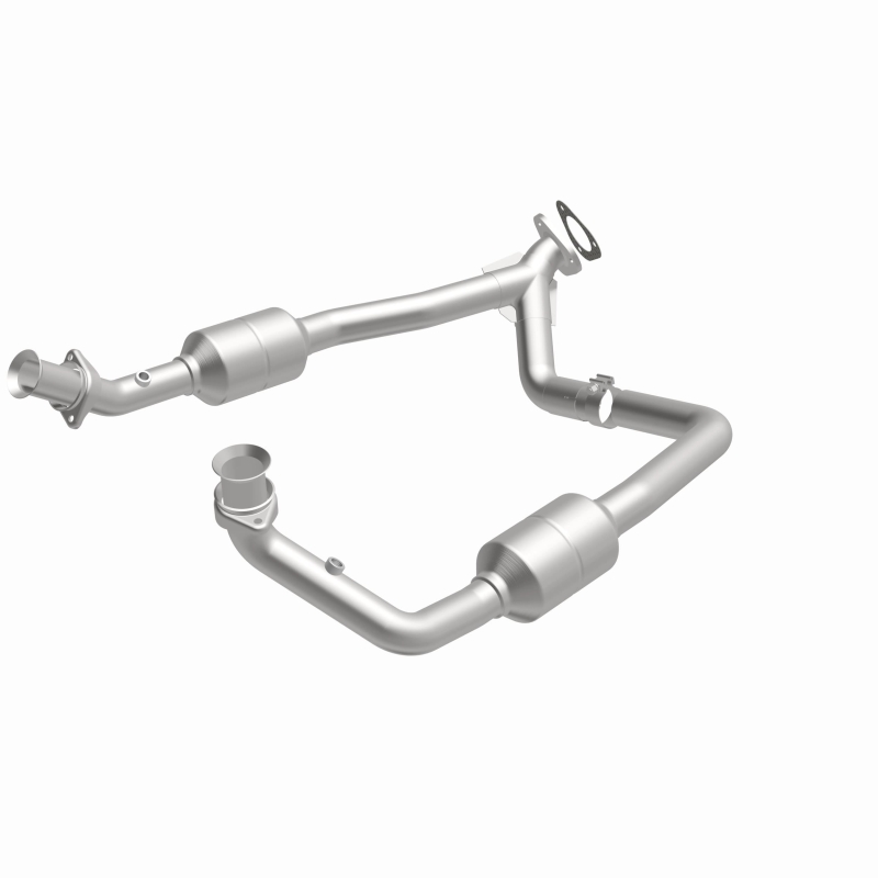 Ford E-350 Super Duty Catalytic Converter - Magnaflow - California CARB Compliant Direct-Fit - 2003
