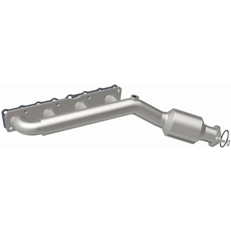 Nissan Pathfinder Armada Catalytic Converter - Magnaflow - Direct-Fit, CARB Compliant - 2004