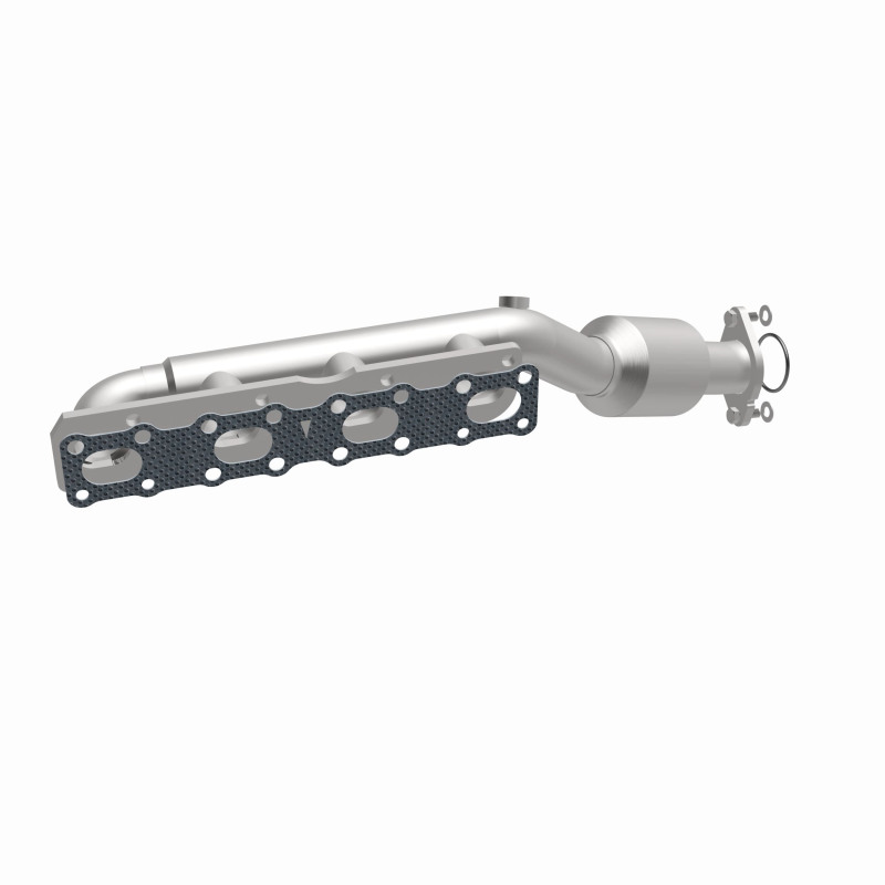 Nissan Titan Catalytic Converter - Magnaflow - Direct Fit - 2004