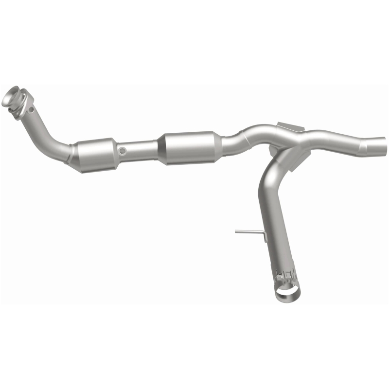 Ford F-150 Catalytic Converter - Magnaflow - Direct Fit - 2004