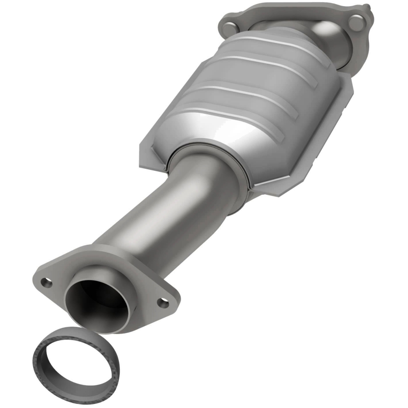 Ford Ranger Catalytic Converter - Rear - Magnaflow - California Grade CARB Compliant Direct-Fit, Spun Body - `04-`06