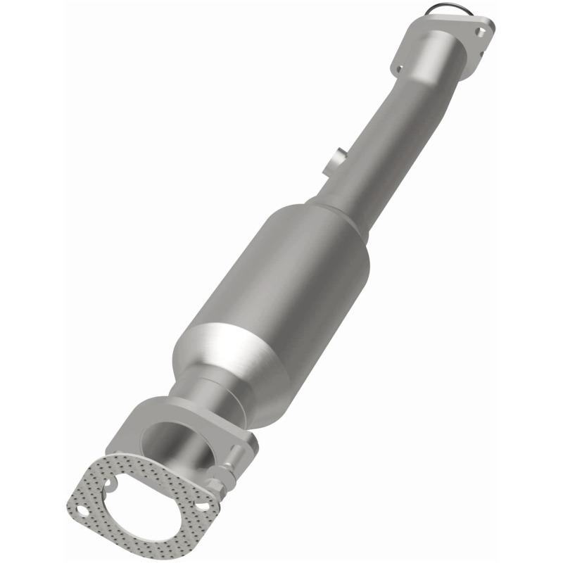 Nissan Titan Catalytic Converter - Magnaflow - Direct-Fit - 2004