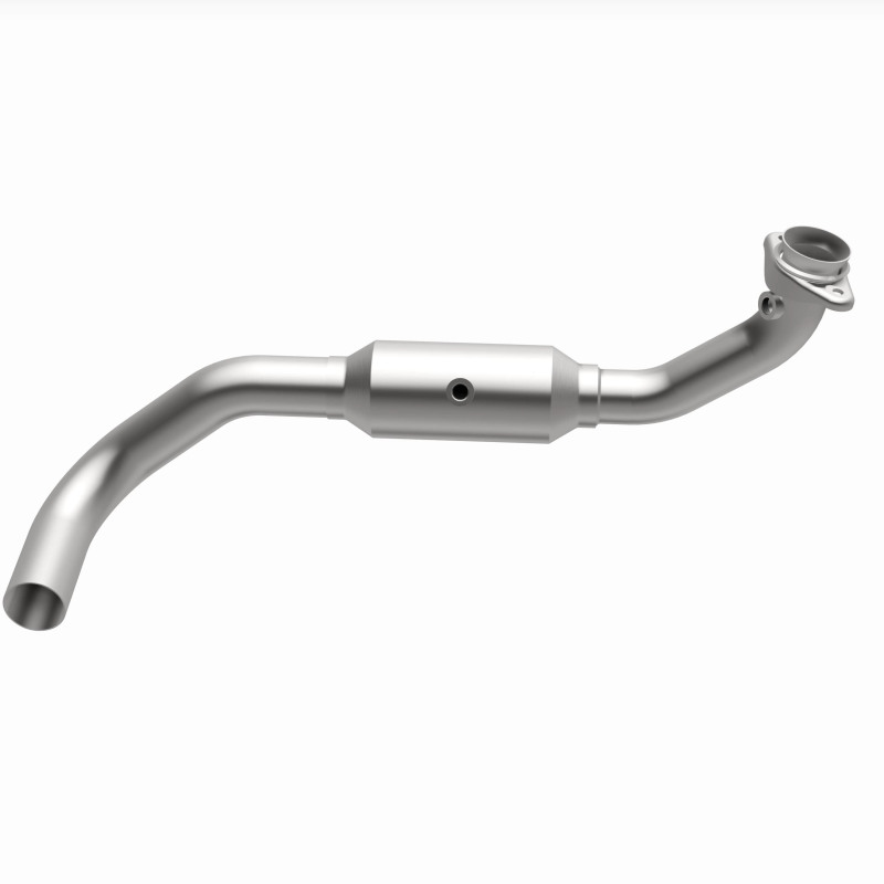 Ford Expedition Catalytic Converter - Magnaflow - Direct Fit - `05-`06