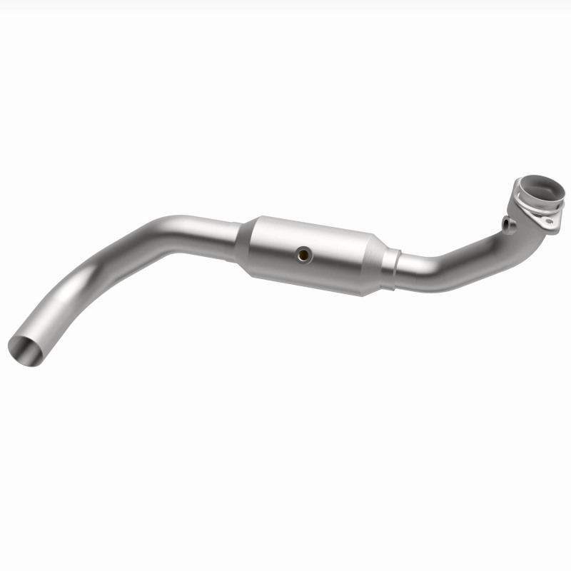Ford Expedition Catalytic Converter - Magnaflow - Direct Fit - `05-`06