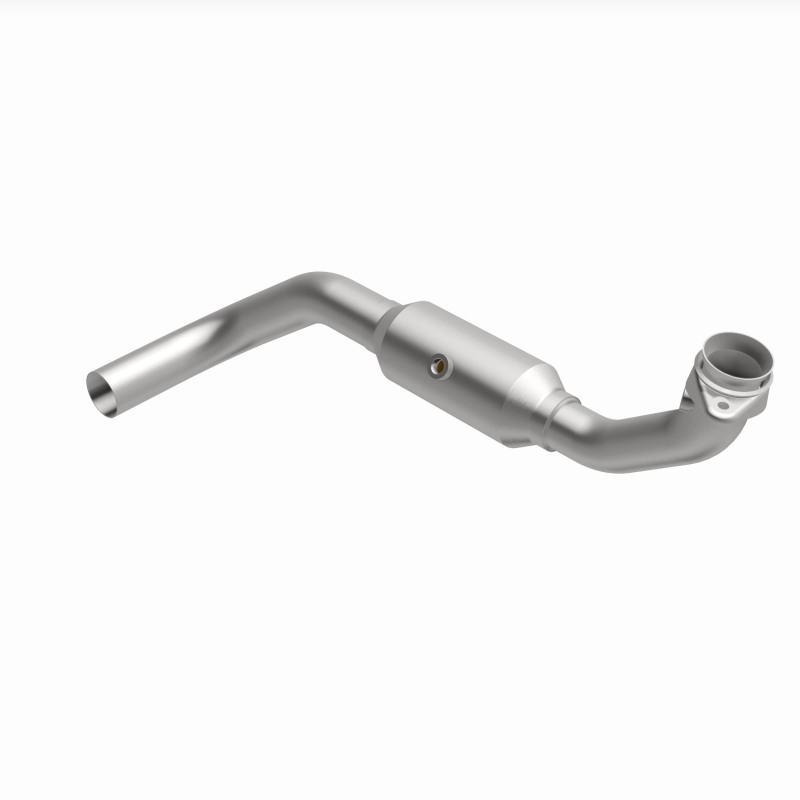 Ford Expedition Catalytic Converter - Magnaflow - Direct Fit - `05-`06