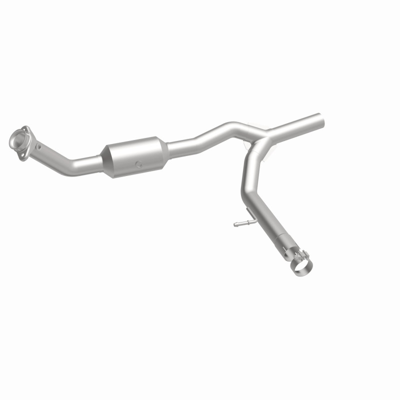 Lincoln Mark LT Catalytic Converter - Magnaflow - California Grade CARB Compliant Direct-Fit - 2006