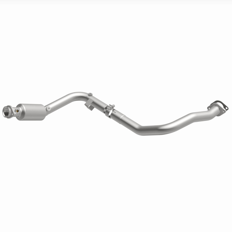 Land Rover LR3 Catalytic Converter - Magnaflow - California Grade CARB-Compliant Direct-Fit - `05-`06