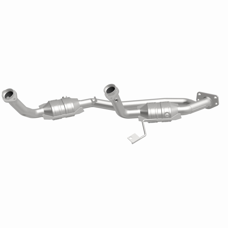 Ford Freestar Catalytic Converter - Magnaflow - Direct Fit - `04-`07