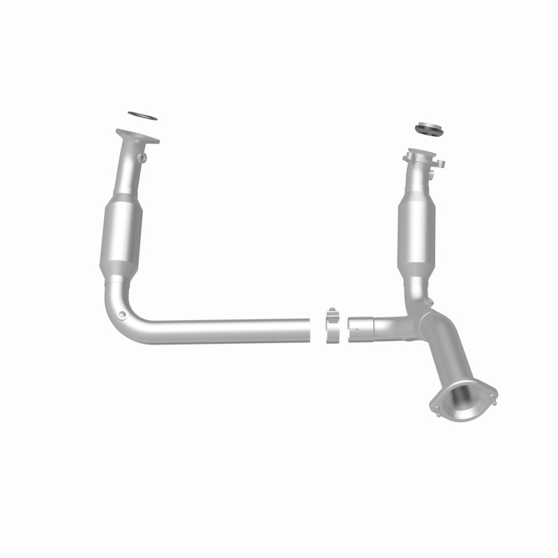 Chevrolet Silverado 1500 Catalytic Converter - Magnaflow - OEM Grade Federal/EPA Compliant Direct-Fit - `07-`09