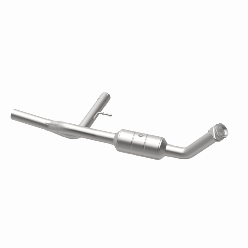 Ford F-150 Catalytic Converter - Magnaflow - OEM Grade Direct-Fit - `04-`08