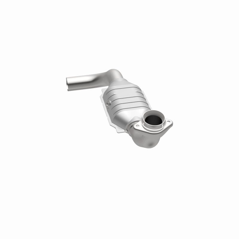Ford Expedition Catalytic Converter - Magnaflow - OEM Grade, Direct-Fit - `05-`06