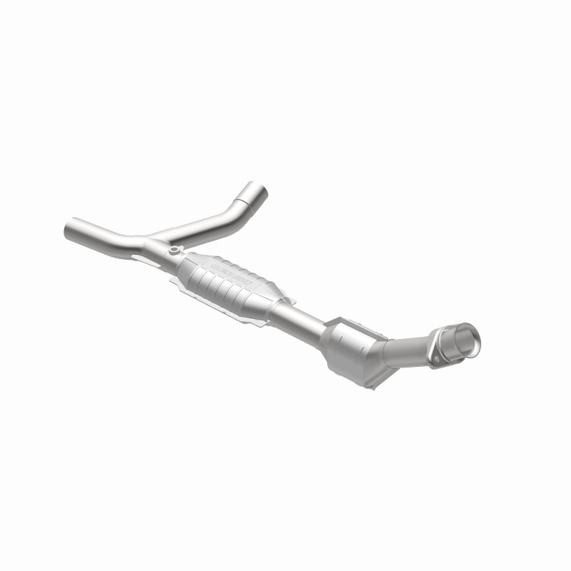 Ford E-250 Econoline Catalytic Converter - Magnaflow - Direct Fit, OEM Grade - `00-`02