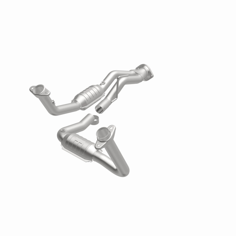 Jeep Commander Catalytic Converter - Magnaflow - OEM Grade Direct-Fit - `08-`10