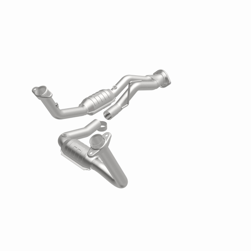 Jeep Commander Catalytic Converter - Magnaflow - OEM Grade Direct-Fit - `08-`10