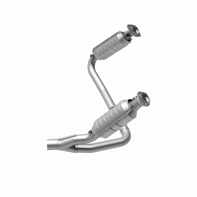 Mitsubishi Raider Catalytic Converter - Magnaflow - Direct-Fit - 2006