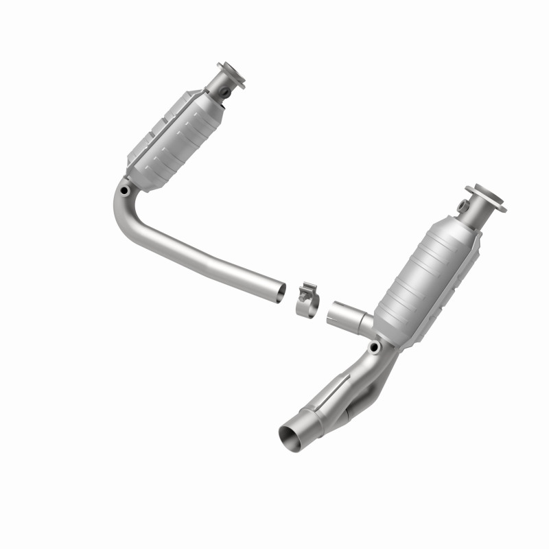 Mitsubishi Raider Catalytic Converter - Magnaflow - Direct-Fit - 2006