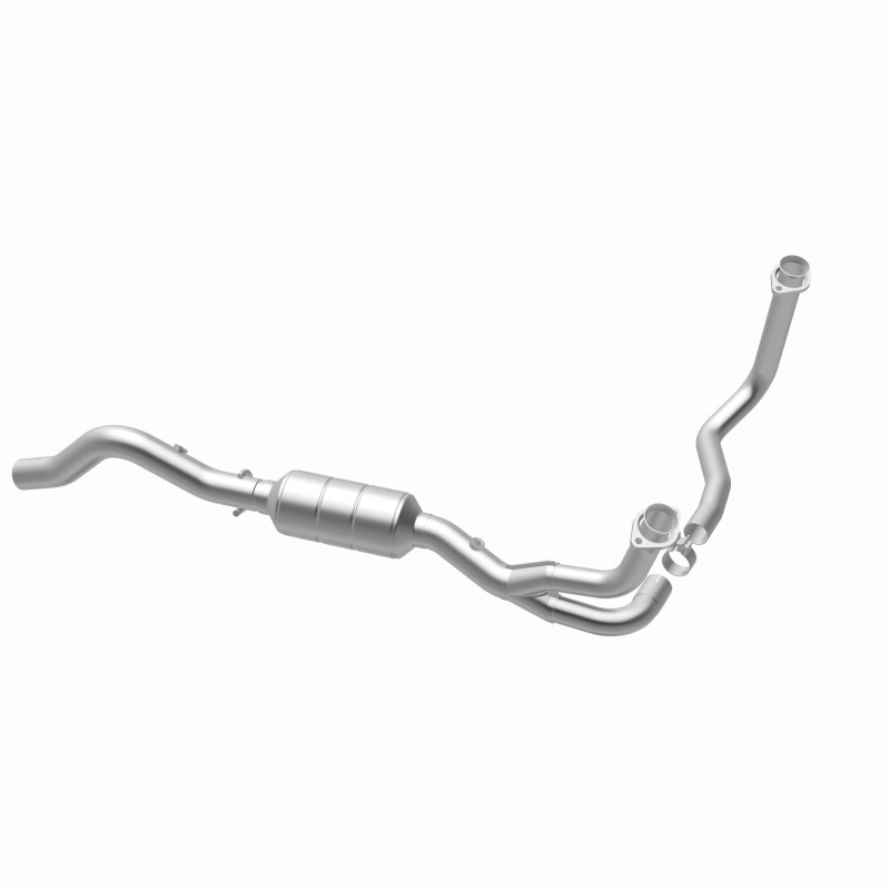 Dodge Durango Catalytic Converter - Magnaflow - OEM Grade Federal/EPA Compliant Direct-Fit - `00-`03