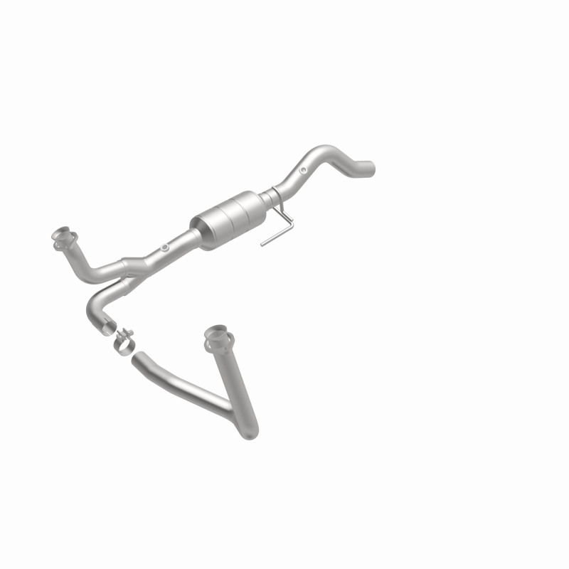Dodge Durango Catalytic Converter - Magnaflow - OEM Grade Federal/EPA Compliant Direct-Fit - `00-`03