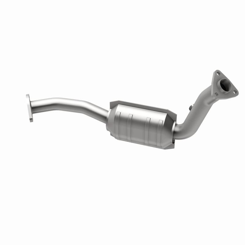 Nissan Xterra Catalytic Converter - Magnaflow - Direct-Fit OEM Grade - `00-`04