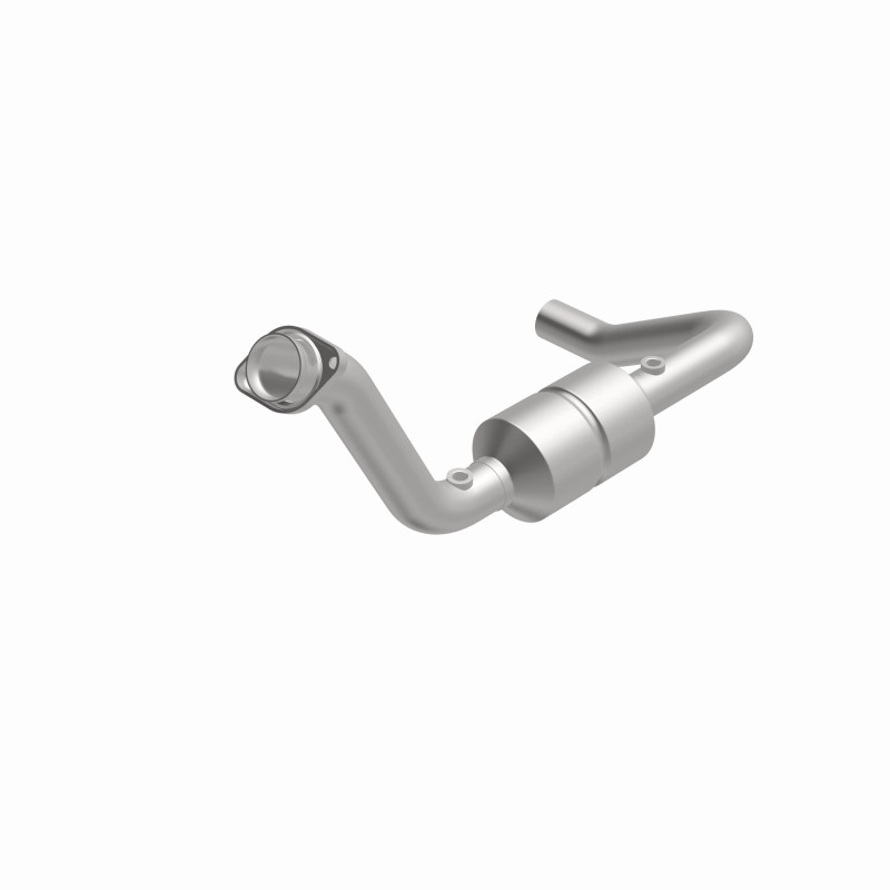 Dodge Durango Catalytic Converter - Driver Side - Magnaflow - OEM Grade Direct-Fit - `04-`06
