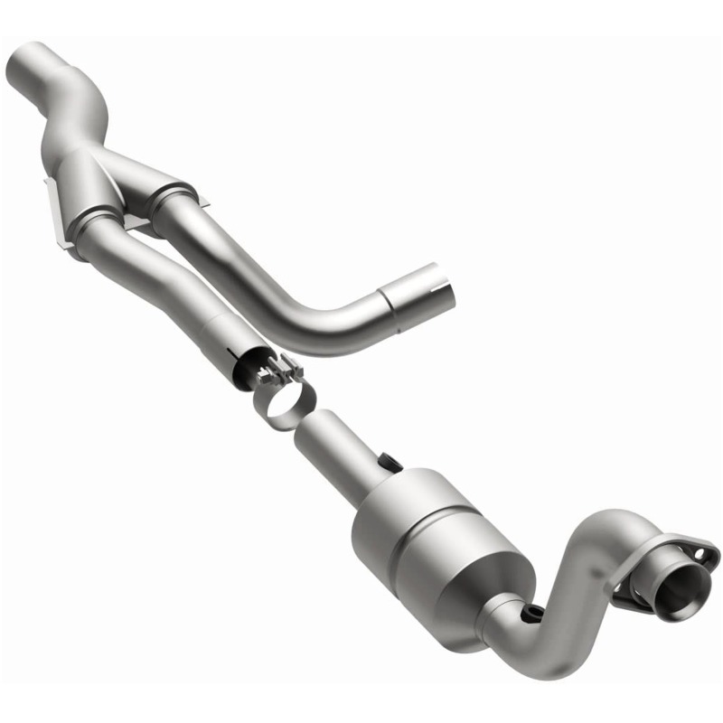Dodge Durango Catalytic Converter - Passenger Side - Magnaflow - OEM Grade Direct-Fit - `04-`06