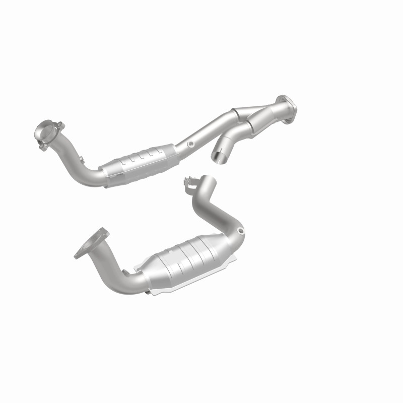Chevrolet SSR Catalytic Converter - Magnaflow - Direct Fit - `03-`06