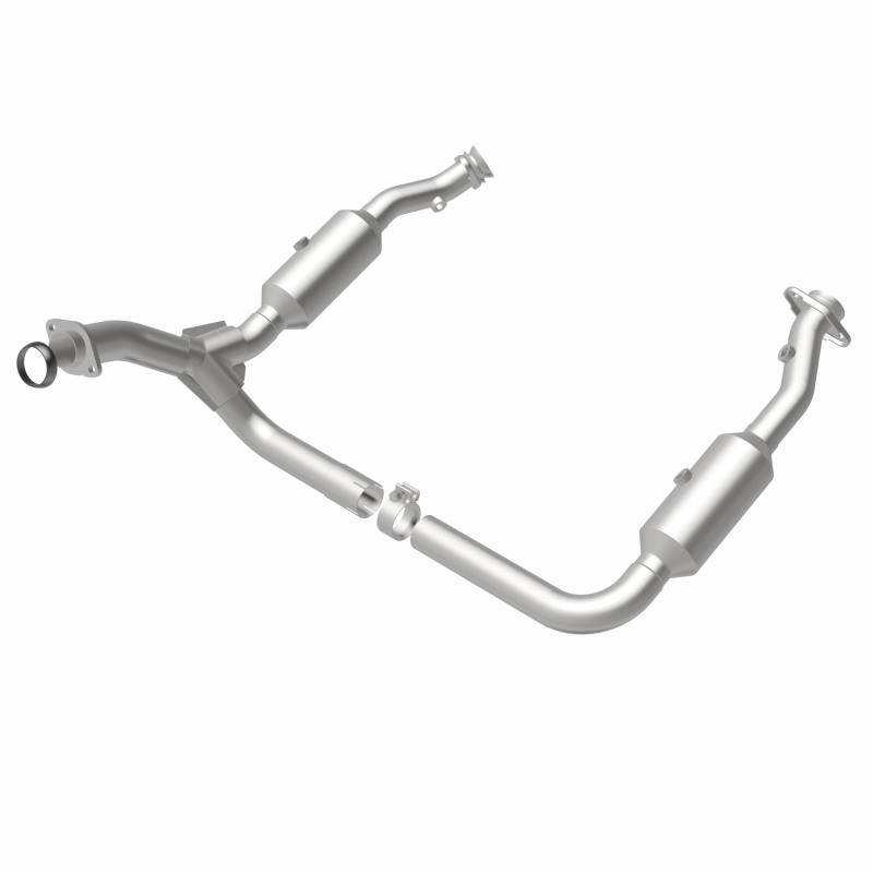 Ford Explorer Catalytic Converter - Magnaflow - Direct Fit - `06-`10