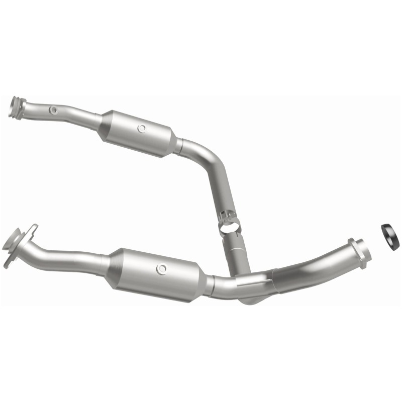 Ford Explorer Catalytic Converter - Magnaflow - Direct Fit - `06-`10