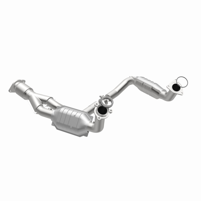 Chevrolet Trailblazer Catalytic Converter - Magnaflow - OEM Grade Direct-Fit - `06-`09