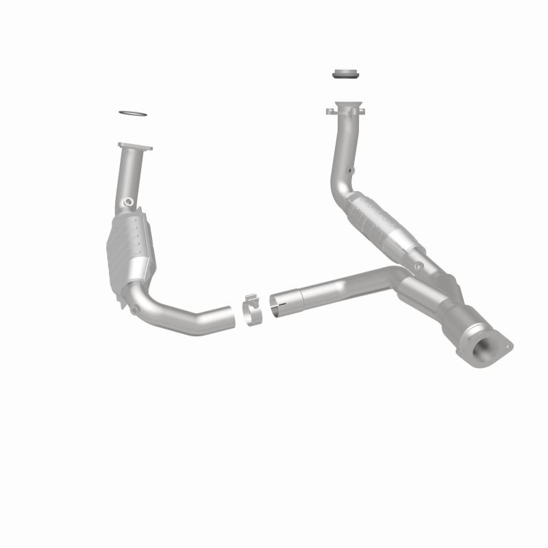 GMC Envoy Catalytic Converter - Magnaflow - OEM Grade Direct-Fit - `07-`09