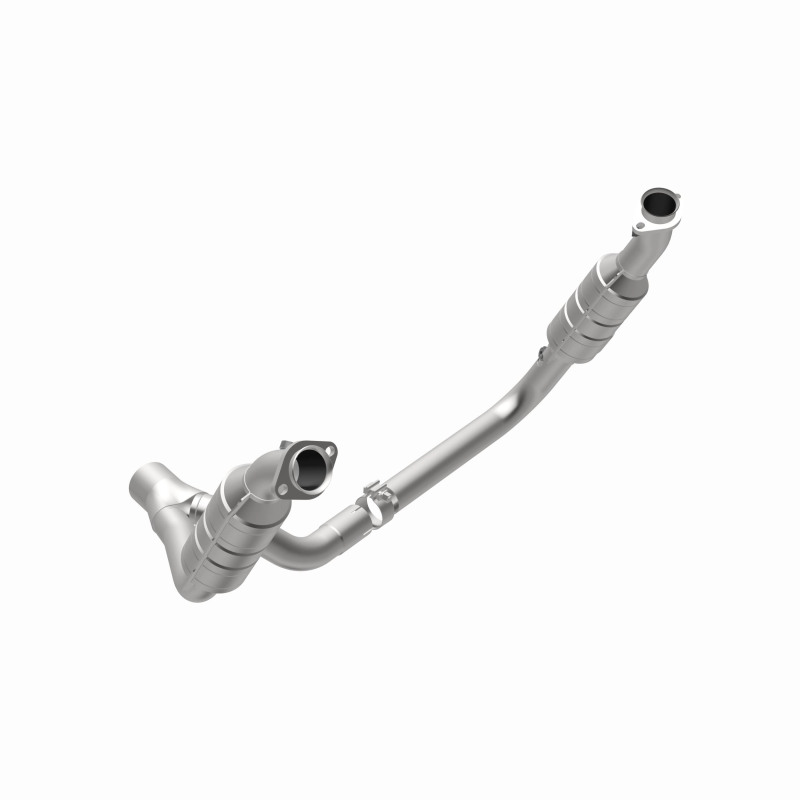 Dodge Ram 1500 Catalytic Converter - Magnaflow - OEM Grade Direct-Fit - 2006