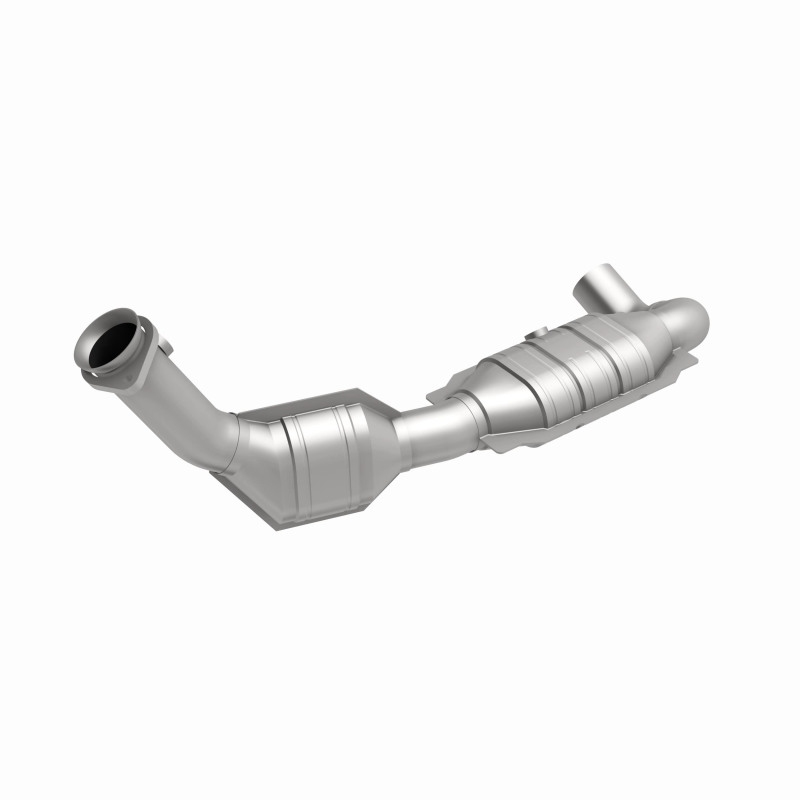 Ford Expedition Catalytic Converter - Magnaflow - Direct-Fit, Federal/EPA Compliant - `01-`02