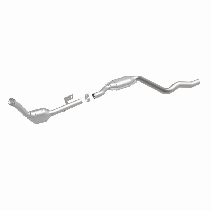 Mercedes-Benz M Class Catalytic Converter - Underbody - Magnaflow - OEM Grade Direct-Fit - `03-`05