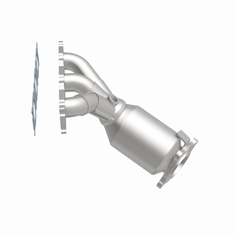 Land Rover LR2 Manifold Catalytic Converter - Magnaflow - OEM Grade Direct-Fit, EPA/Federal Compliant, 409 Stainless Steel - `08-`12
