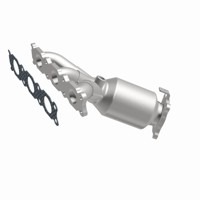 Land Rover LR2 Catalytic Converter - Magnaflow - OEM Grade Direct-Fit Manifold (Federal/EPA Compliant) - `08-`12