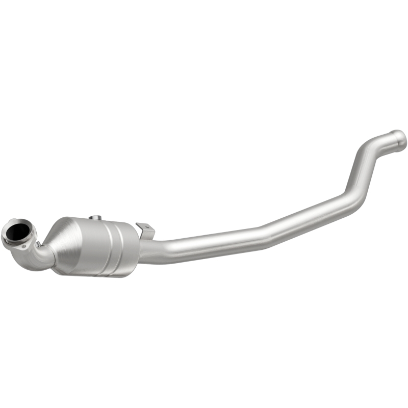 Mercedes-Benz R350 Catalytic Converter - Underbody - Magnaflow - OEM Grade Direct-Fit - `06-`11