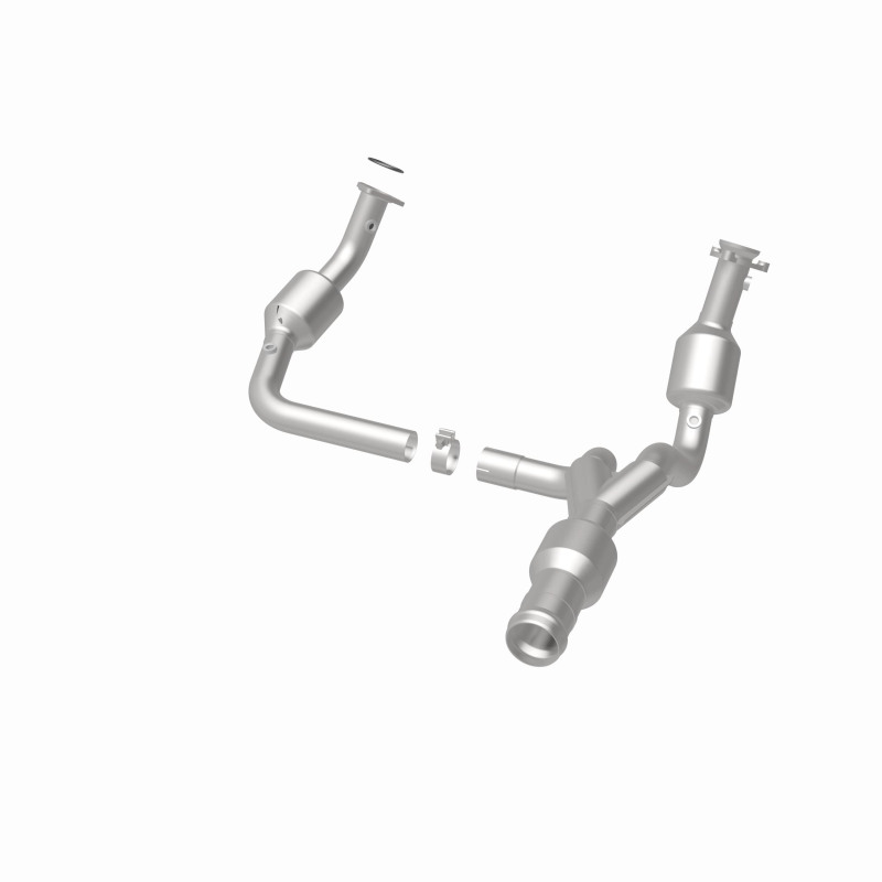 Cadillac Escalade Catalytic Converter - Magnaflow - Direct Fit - `11-`14