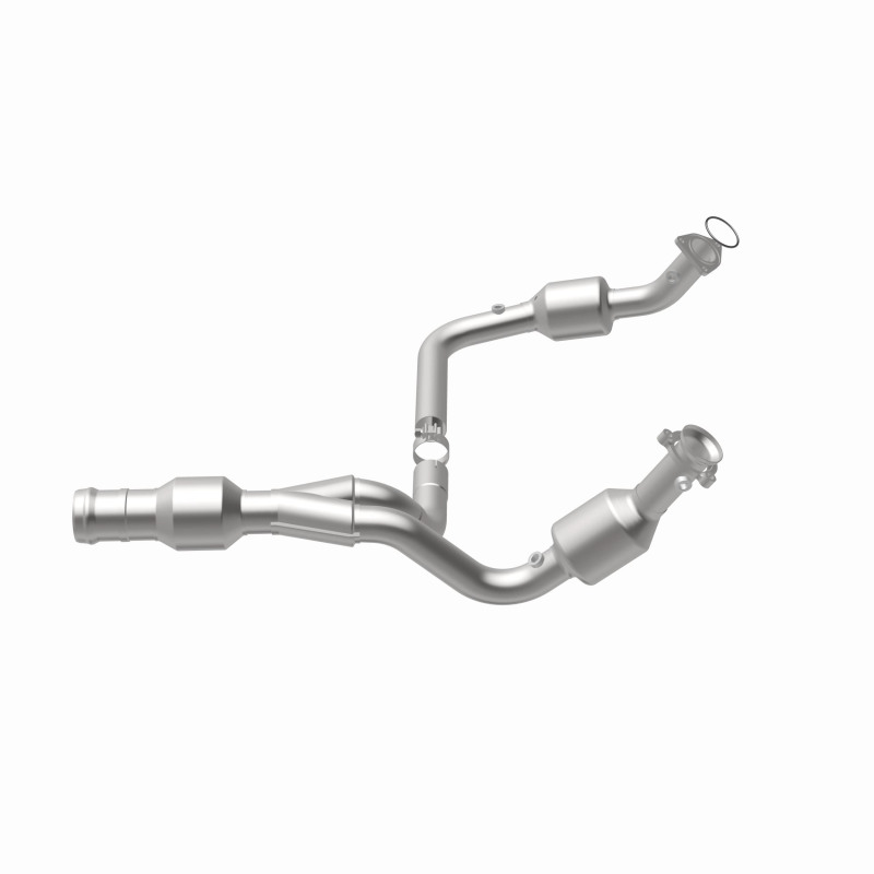 GMC Yukon Catalytic Converter - Magnaflow - Direct Fit - `11-`14