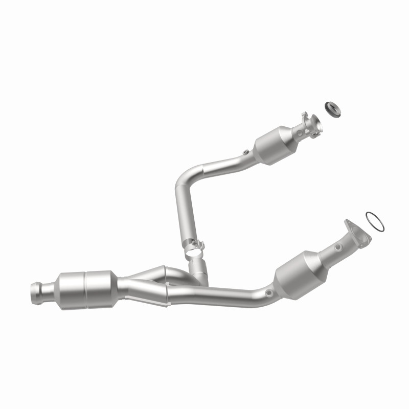 Chevrolet Silverado 1500 Catalytic Converter - Magnaflow - Direct-Fit - `16-`18