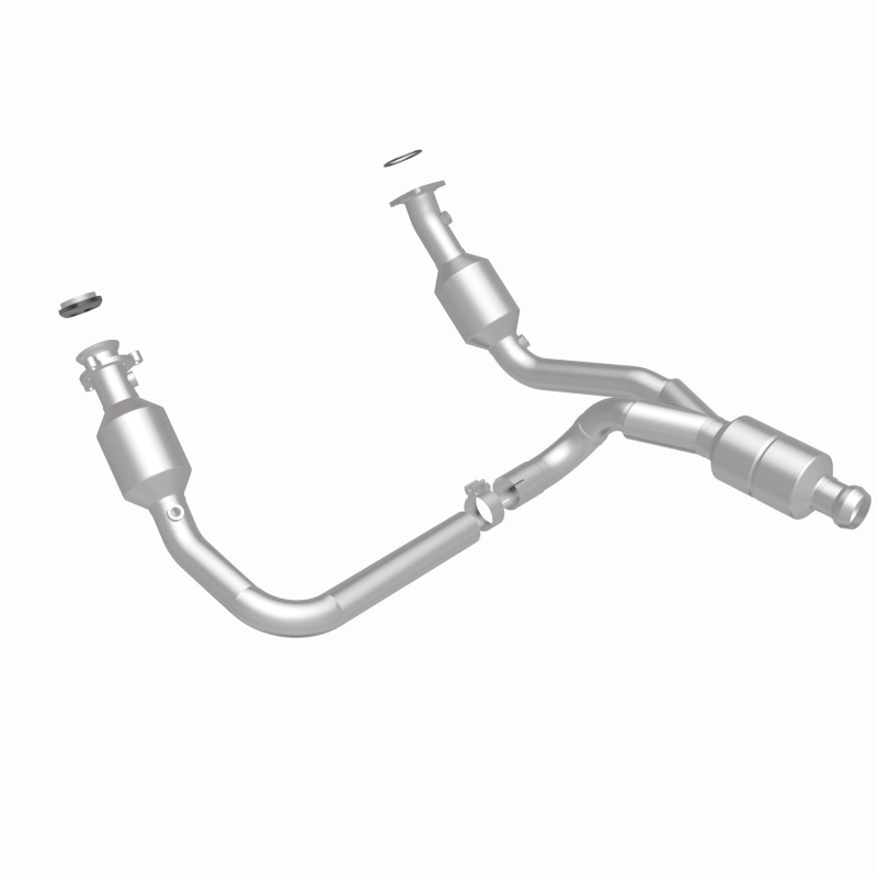Chevrolet Silverado 1500 Catalytic Converter - Magnaflow - Direct-Fit - `16-`18