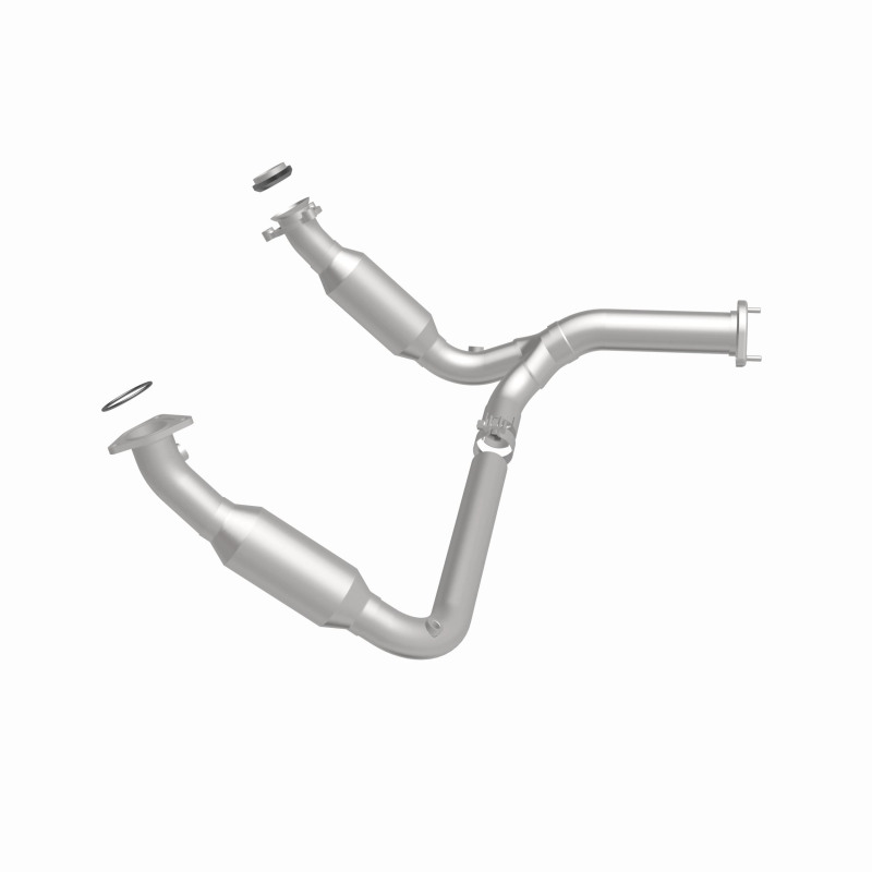 Chevrolet Silverado 1500 Catalytic Converter - Magnaflow - California Grade CARB Compliant Direct-Fit - `07-`09