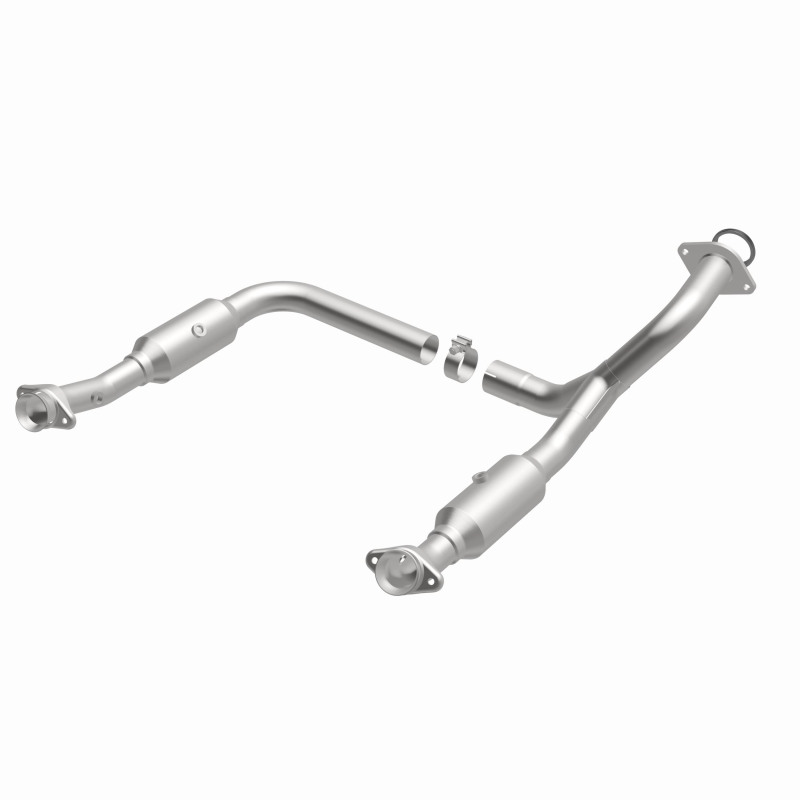 Ford Explorer Catalytic Converter - Magnaflow - California Grade CARB Compliant Direct-Fit - 2006