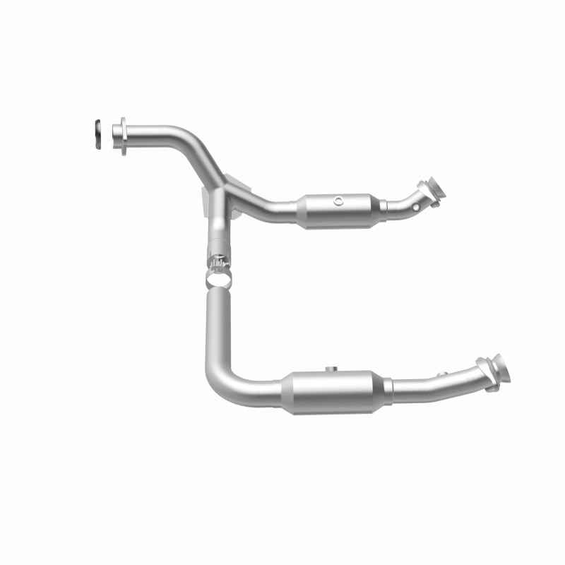Ford Explorer Catalytic Converter - Magnaflow - California Grade CARB Compliant Direct-Fit - 2006