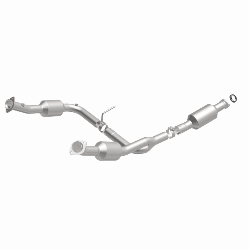 Ford Explorer Catalytic Converter - Magnaflow - Direct Fit - `04-`05