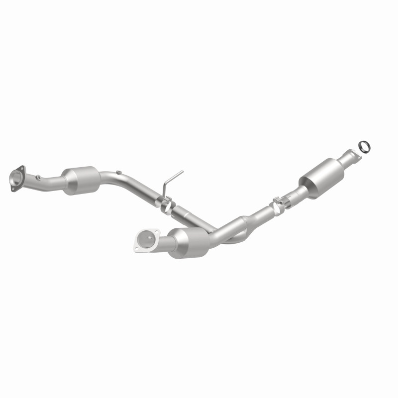 Ford Explorer Catalytic Converter - Magnaflow - Direct Fit - `04-`05