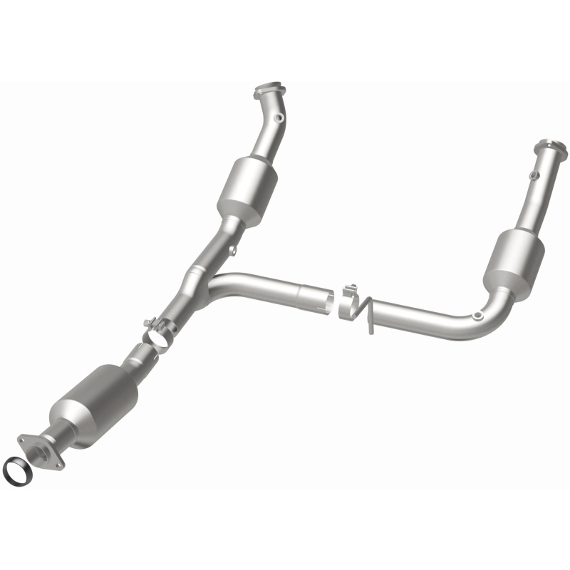Ford Explorer Catalytic Converter - Magnaflow - Direct Fit - `04-`05