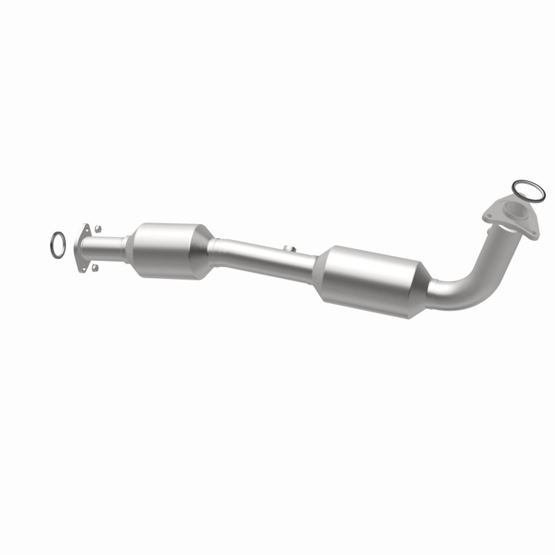 Toyota Tundra Catalytic Converter - Magnaflow - California Grade CARB Compliant Direct-Fit - `07-`13