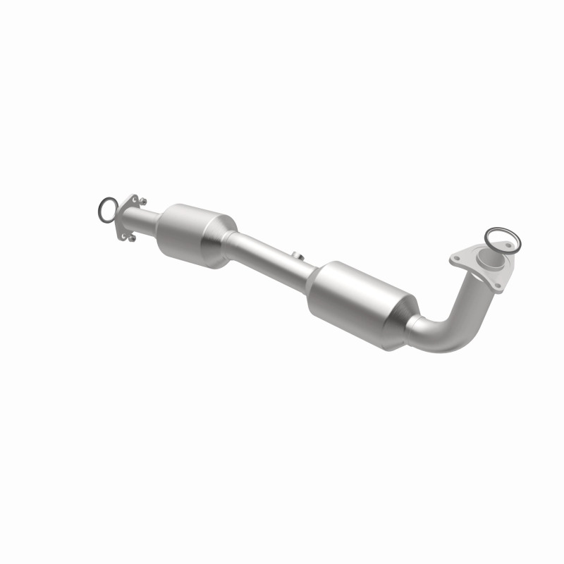 Toyota Tundra Catalytic Converter - Magnaflow - California Grade CARB Compliant Direct-Fit - `07-`13